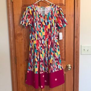 NWT LuLaRoe Large Amelia with pockets